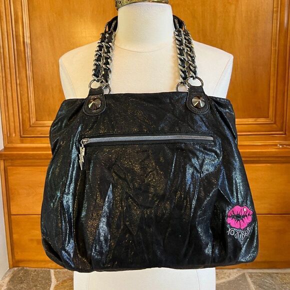 Betsey Johnson Vintage Betseyville Black Heart Studded Bag with Lips - Picture 3 of 15